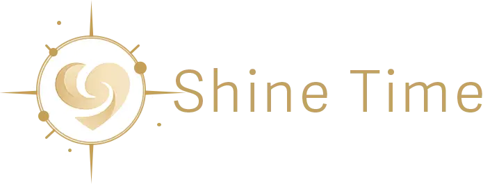 Shine Time Logo, Kompass mit Herz in der Mittels Schriftzug in gold